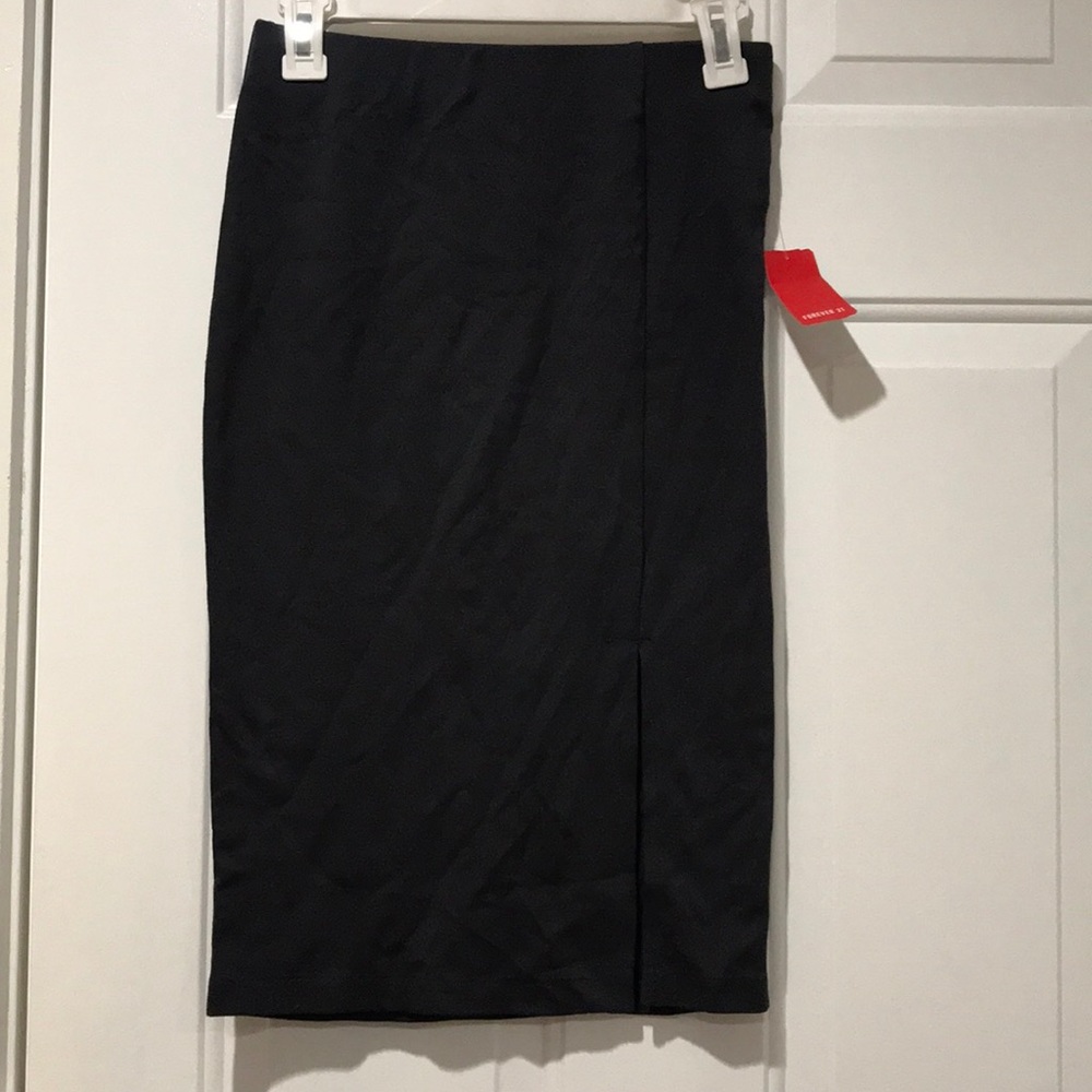 Stretchy dark grey pencil skirt